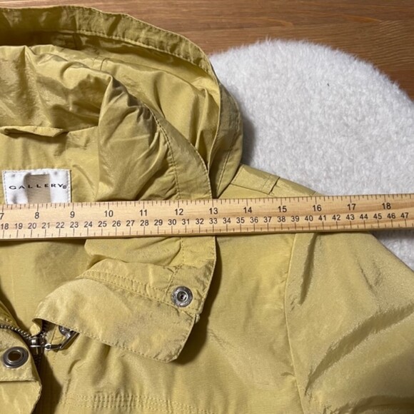 Gallery Yellow Gold Hooded Cotton Nylon Drawstring Waist Rain Jacket Size Medium - Picture 8 of 10